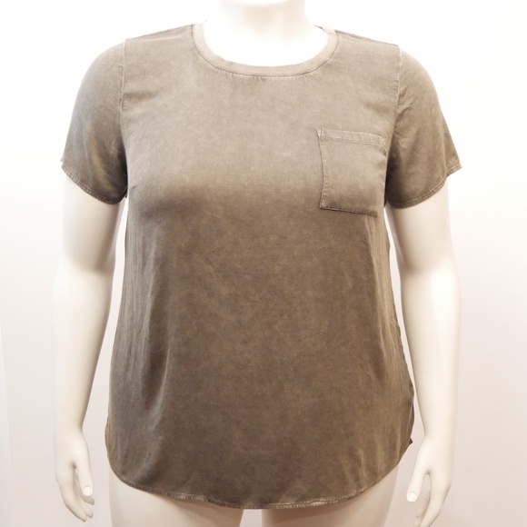 torrid Tops - Torrid Plus 2X Olive Green Woven Tee-Shirt NWOT